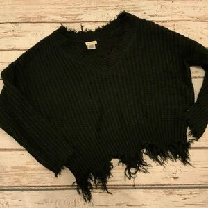 Main Strip Distressed V-Neck Sweater - Small‎